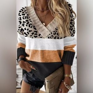 🎉❤️ HOST PICK!! Leopard Print V-Neck Sweater